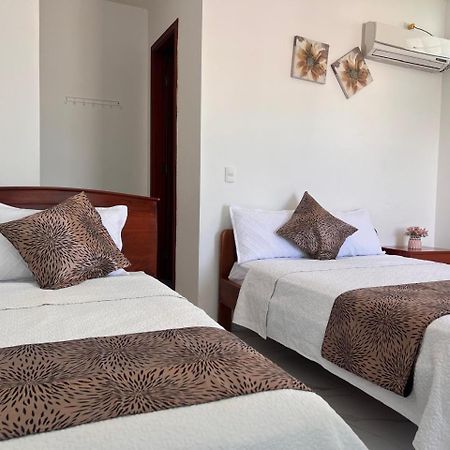 Hostal Carliza Puerto Ayora  Eksteriør bilde