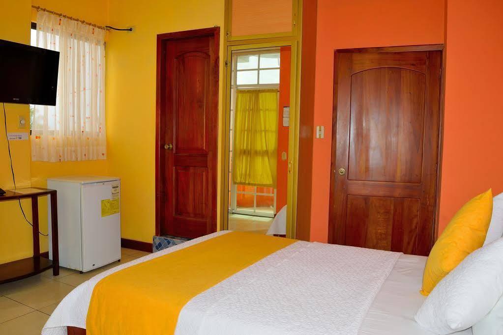 Hostal Carliza Puerto Ayora  Eksteriør bilde