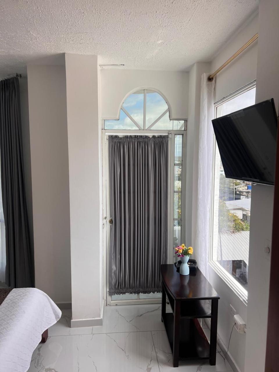 Hostal Carliza Puerto Ayora  Eksteriør bilde